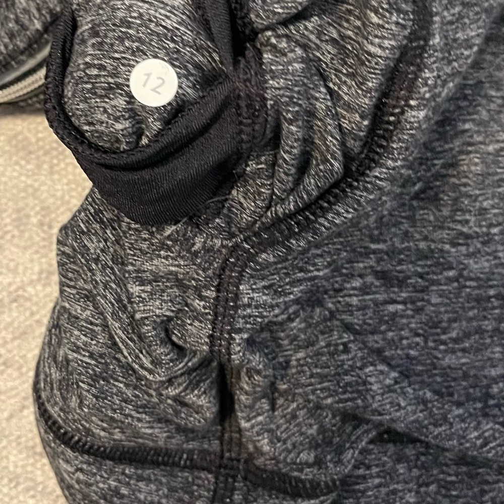 LULULEMON: Jacket - Picture 3 of 3